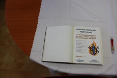 Prijatie družstva žien u starostky obce - reprezentantiek Majstrovstiev SR DHZ 2013